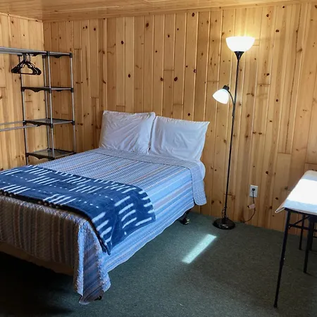 Hilltop Lodge